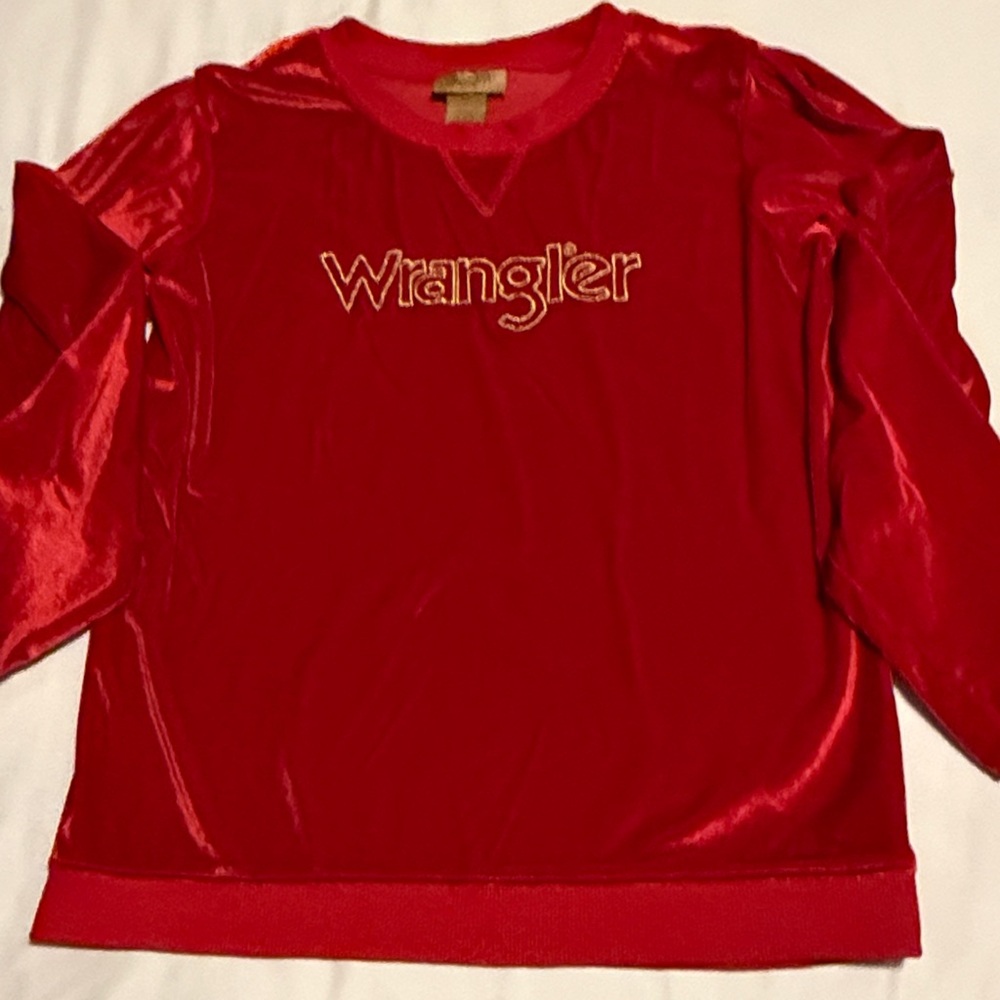 Girl’s Wrangler Red Pullover Shirt - Picture 4 of 6